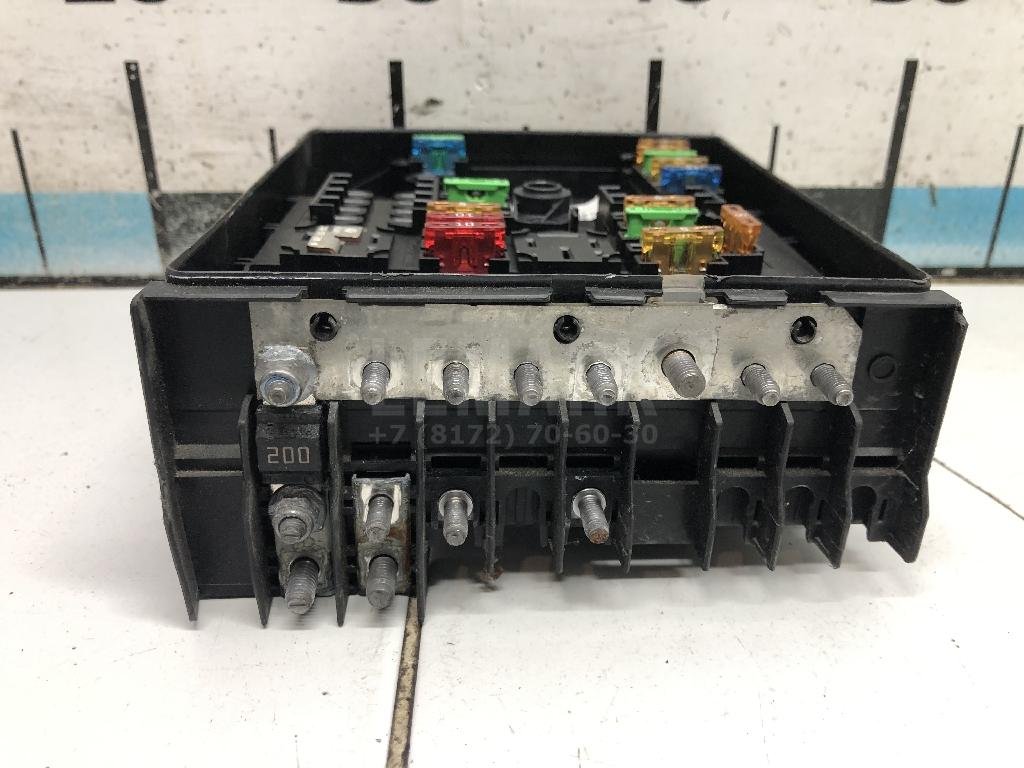 Блок предохранителей