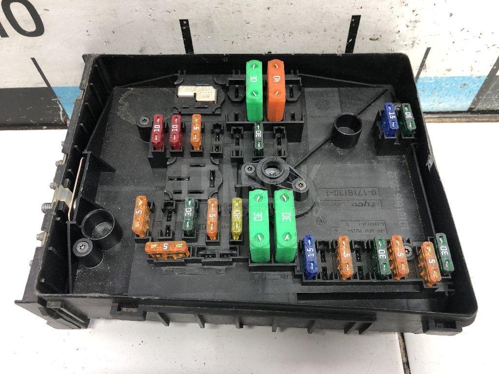 Блок предохранителей