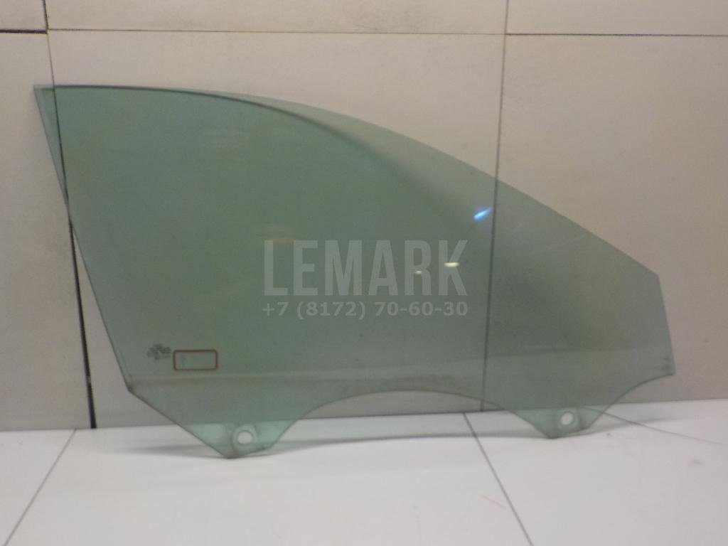 Стекло двери передней правой