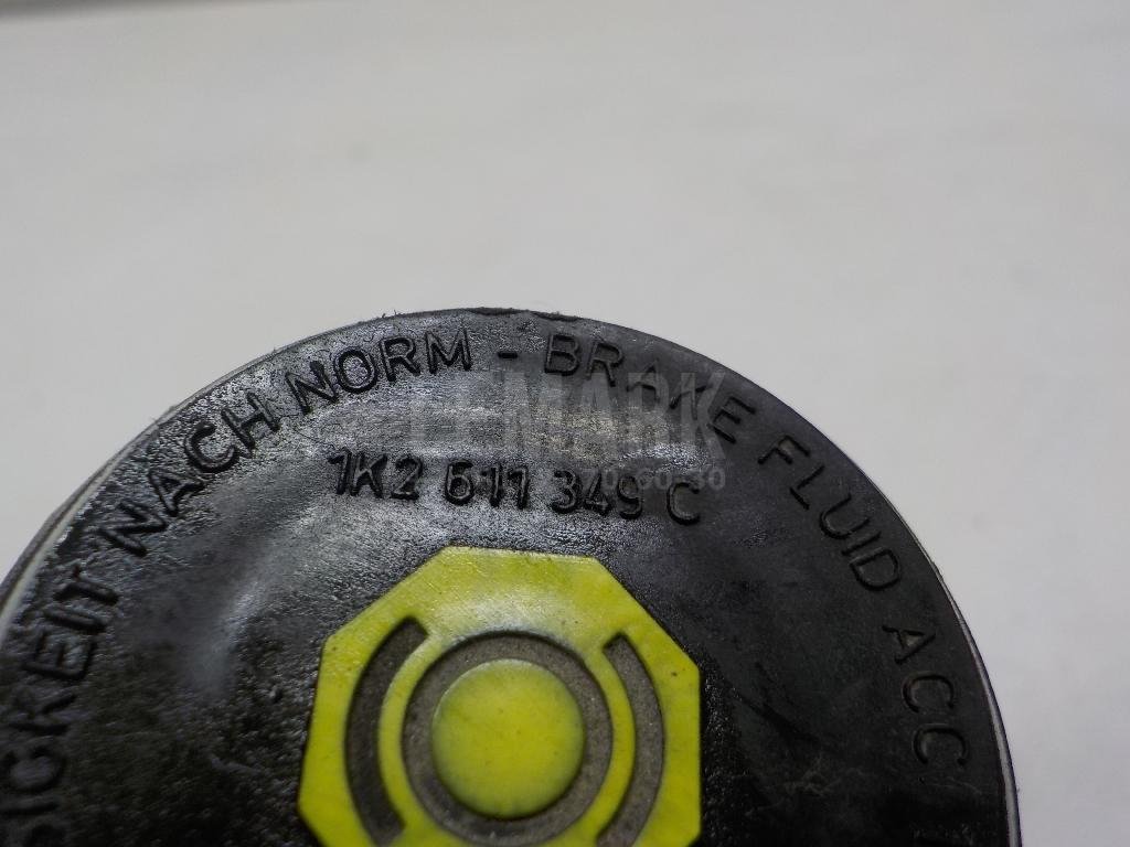 Крышка бачка тормозной жидкости