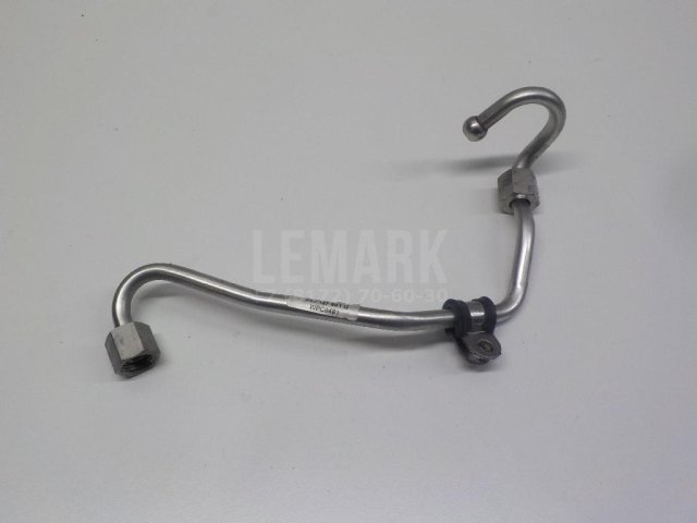 Трубка топливная