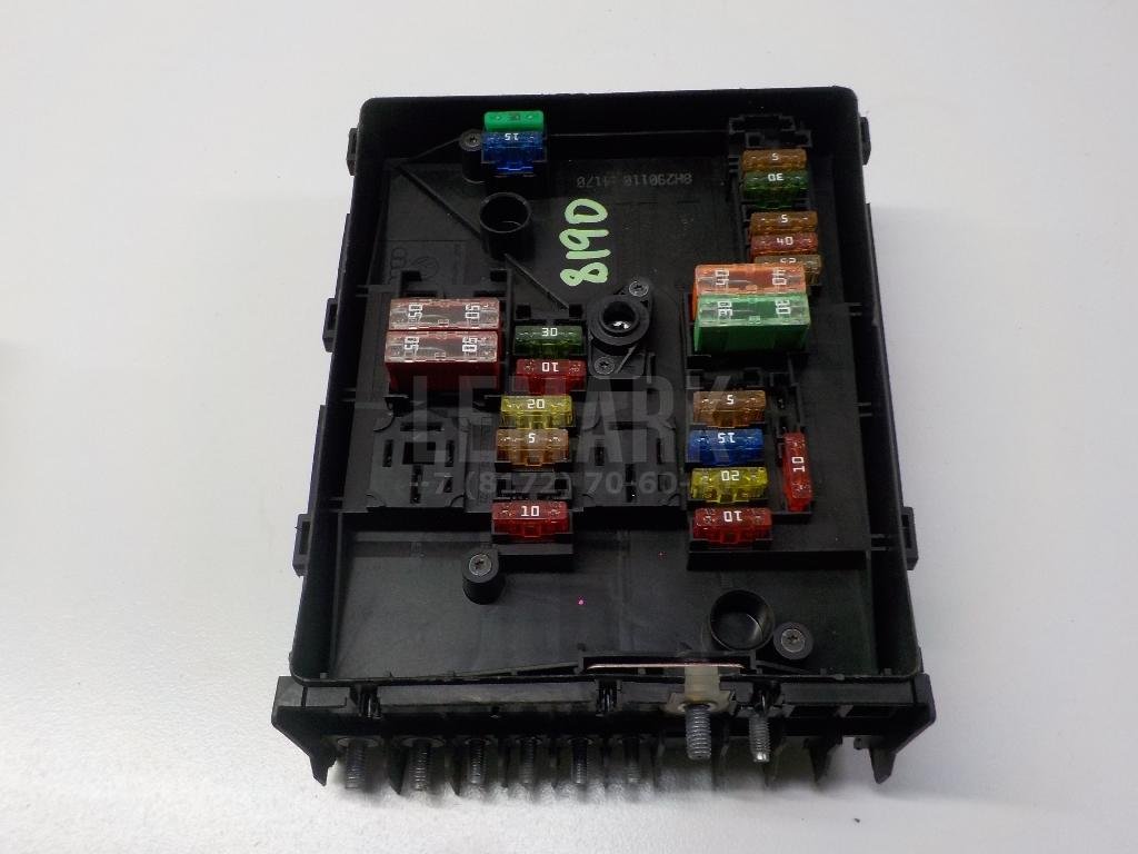 Блок предохранителей