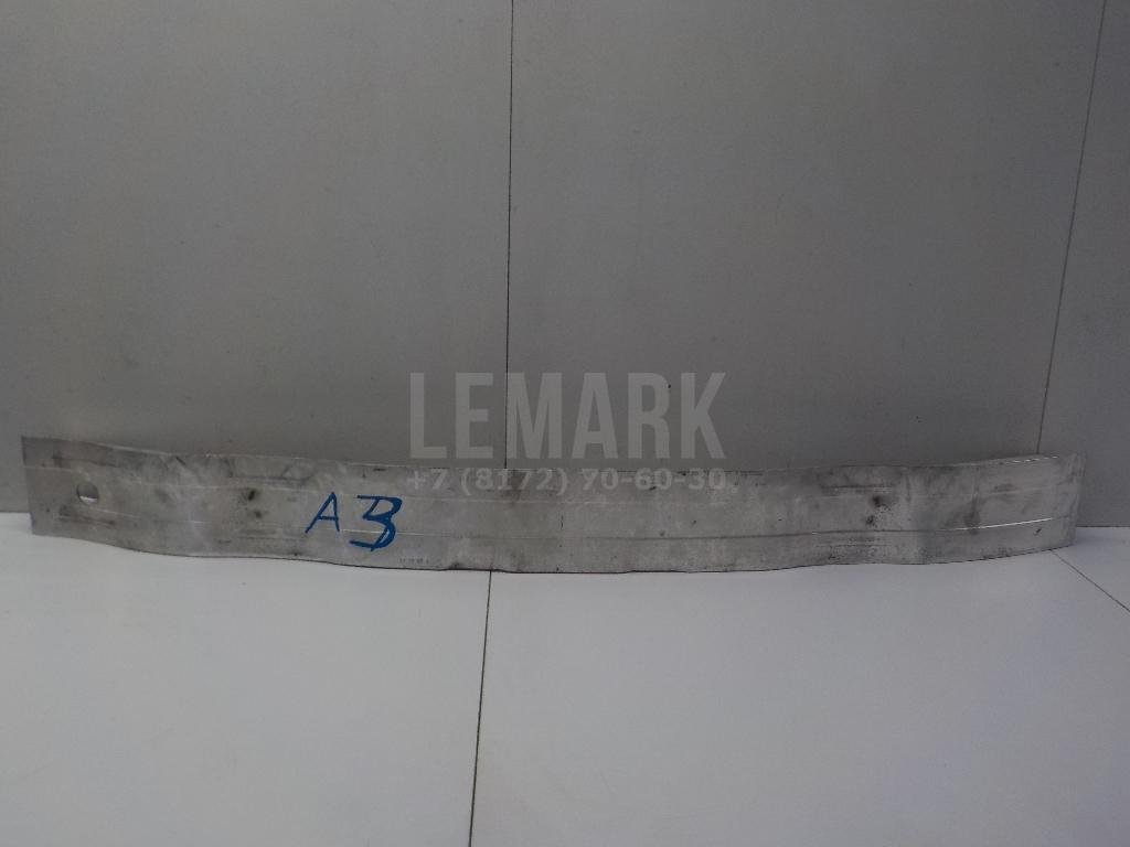 Усилитель переднего бампера