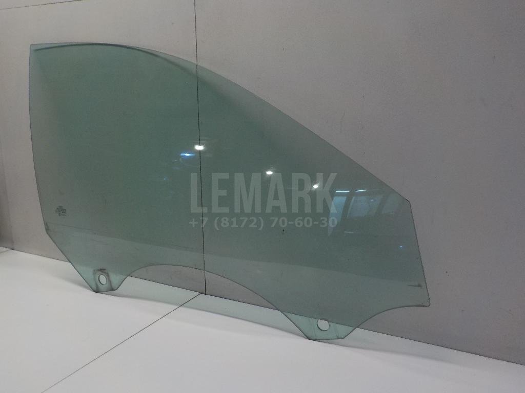 Стекло двери передней правой