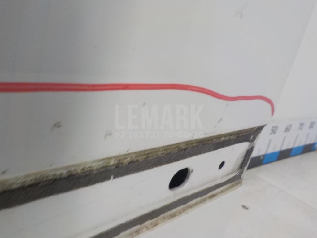 Дверь передняя левая