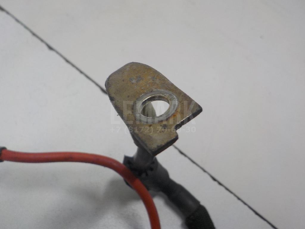 Клемма аккумулятора плюс