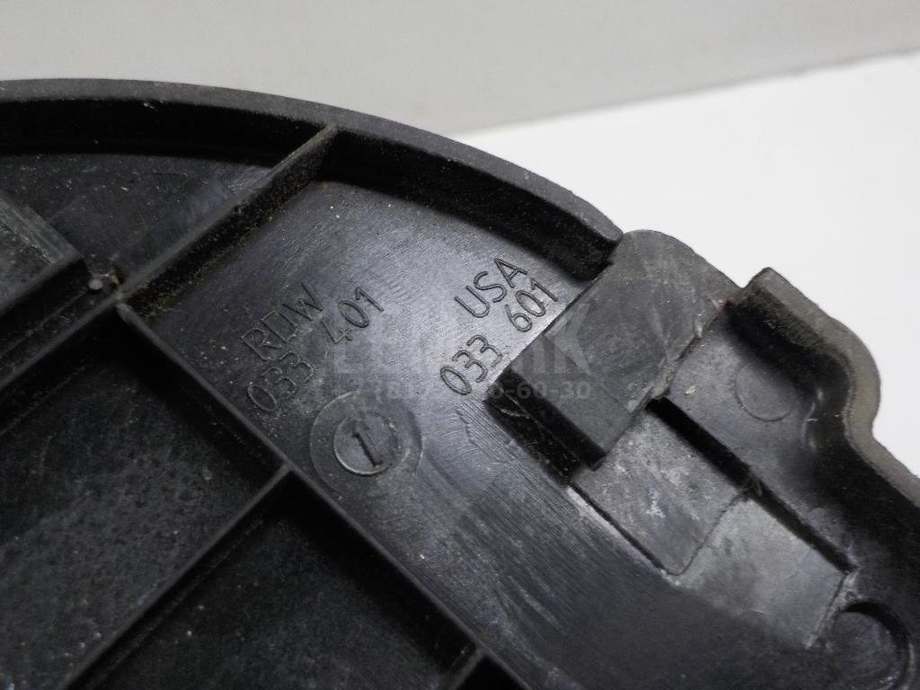 Ниша лючка бензобака