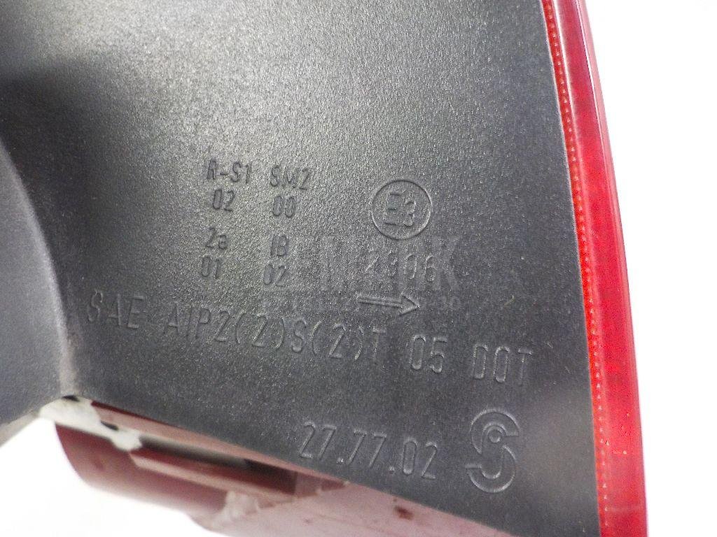 Фонарь задний наружный правый