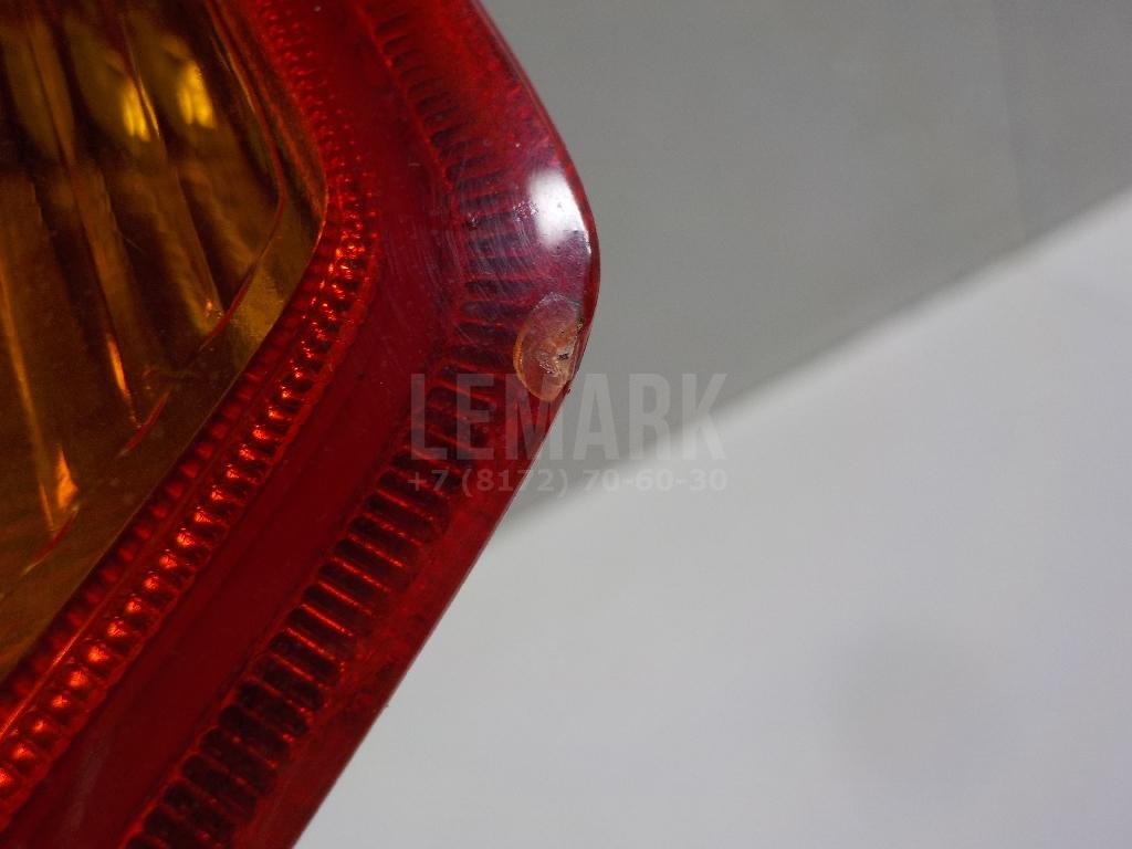 Фонарь задний наружный правый
