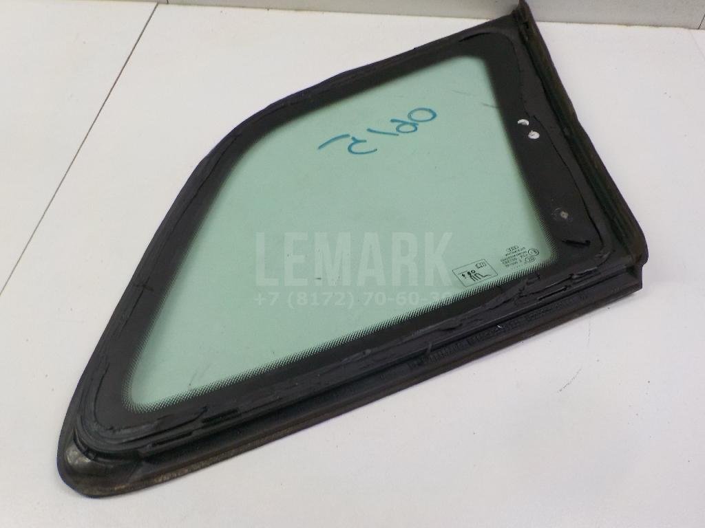 Стекло кузовное глухое левое