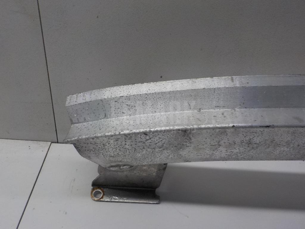 Усилитель заднего бампера