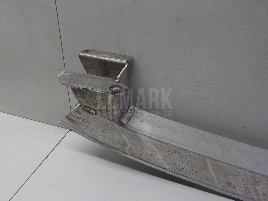 Усилитель заднего бампера