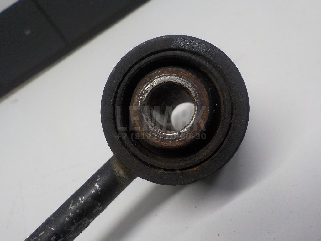 Стойка заднего стабилизатора