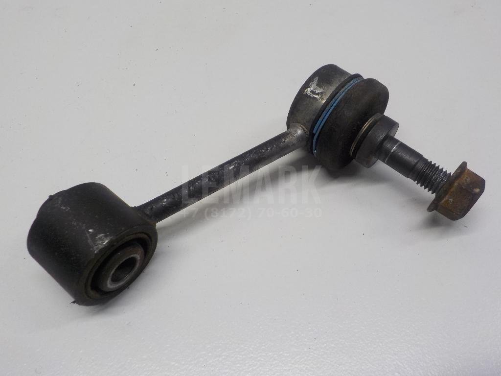 Стойка заднего стабилизатора