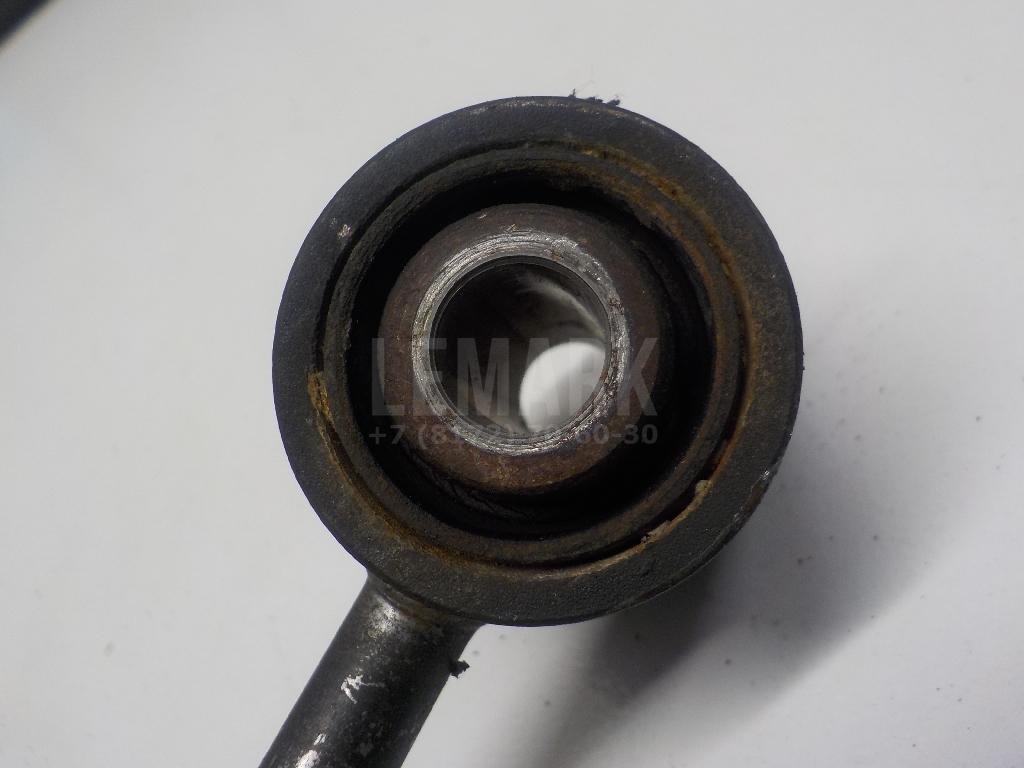 Стойка заднего стабилизатора