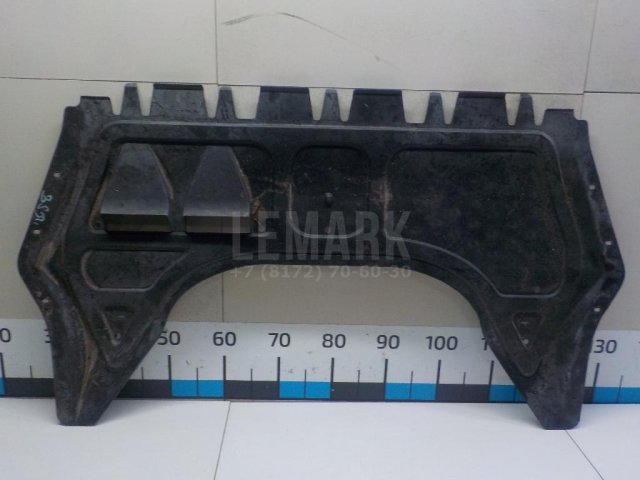 Пыльник двигателя центральный