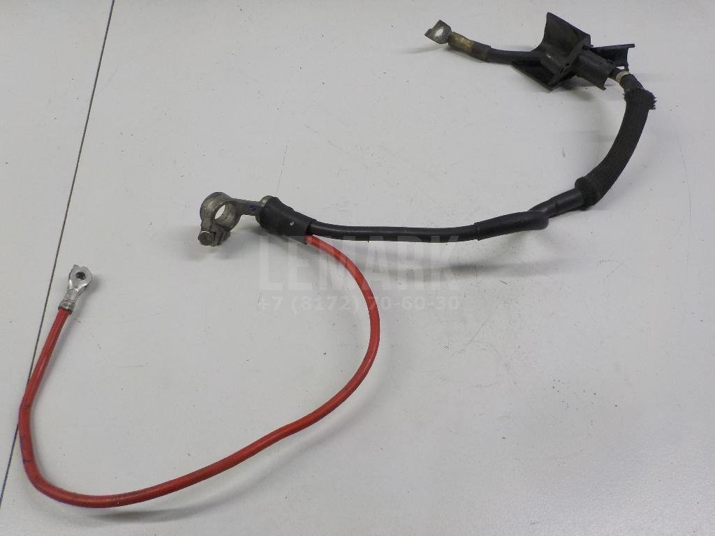 Клемма аккумулятора плюс