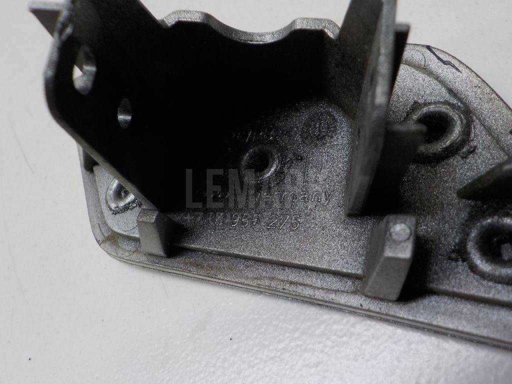 Крышка форсунки омывателя