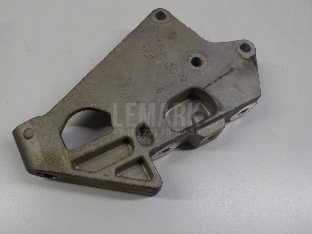 Кронштейн опоры двигателя