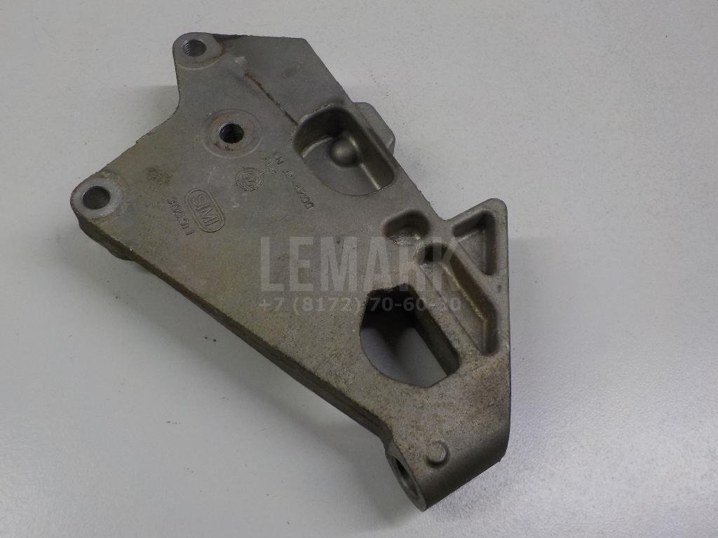 Кронштейн опоры двигателя