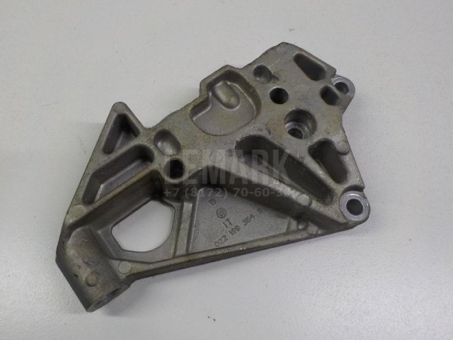 Кронштейн опоры двигателя