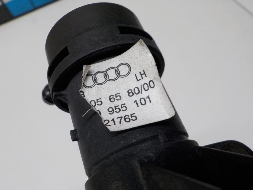 Форсунка омывателя фары