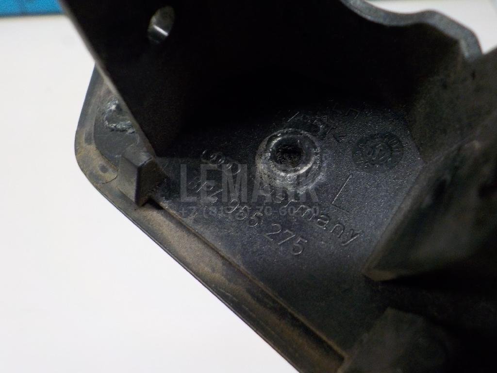 Крышка форсунки омывателя