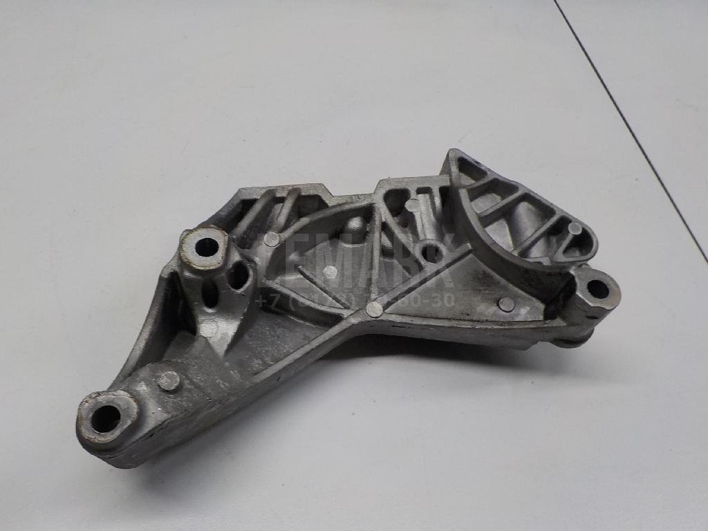 Кронштейн двигателя правый