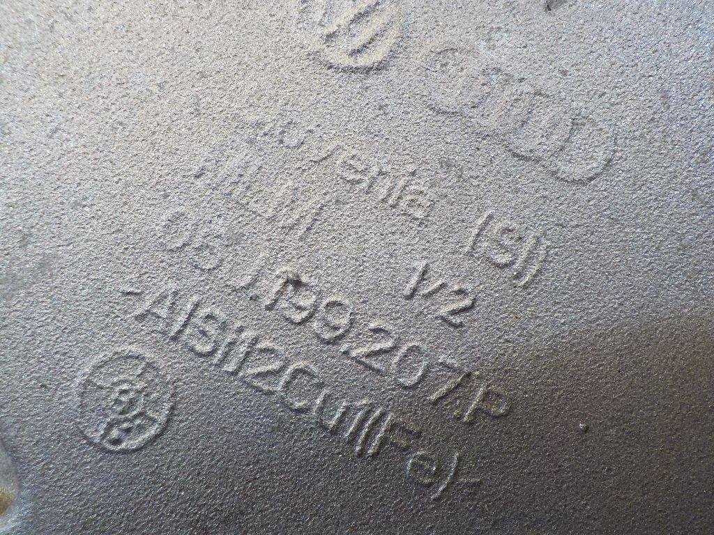 Кронштейн двигателя правый