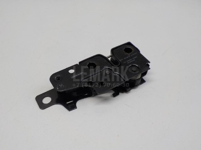 Замок капота