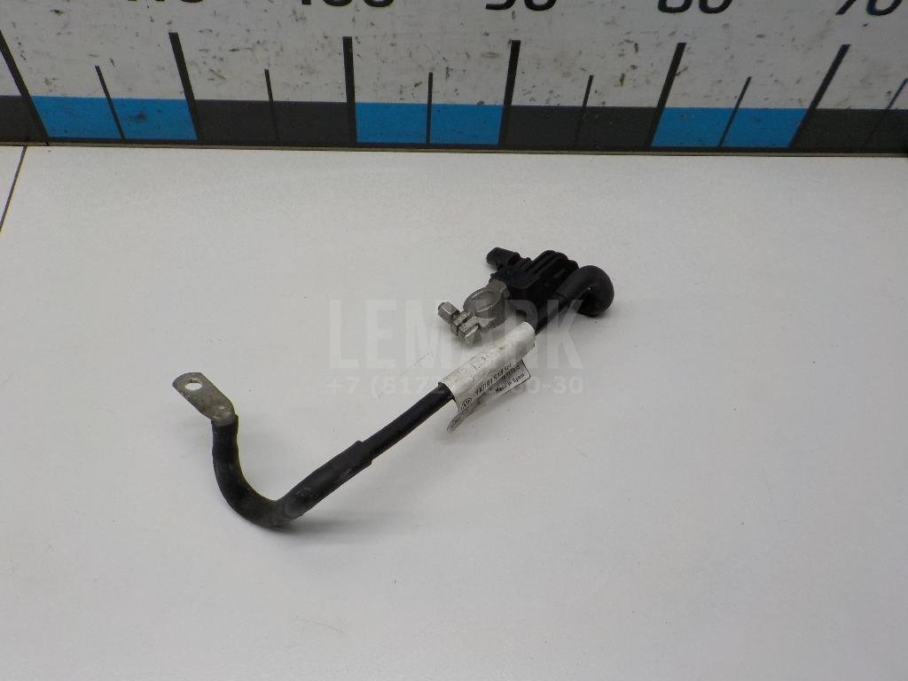 Клемма аккумулятора минус