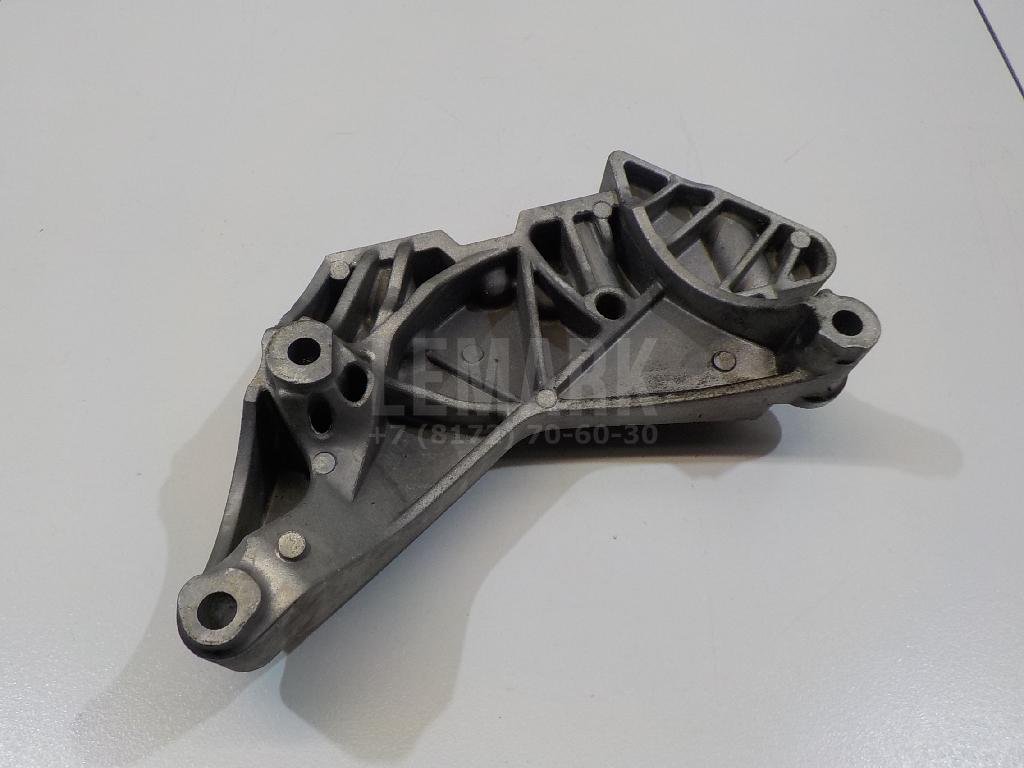 Кронштейн двигателя правый