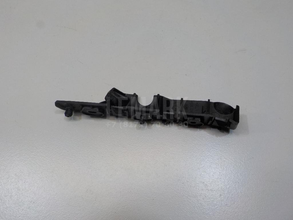 Направляющая переднего бампера левая