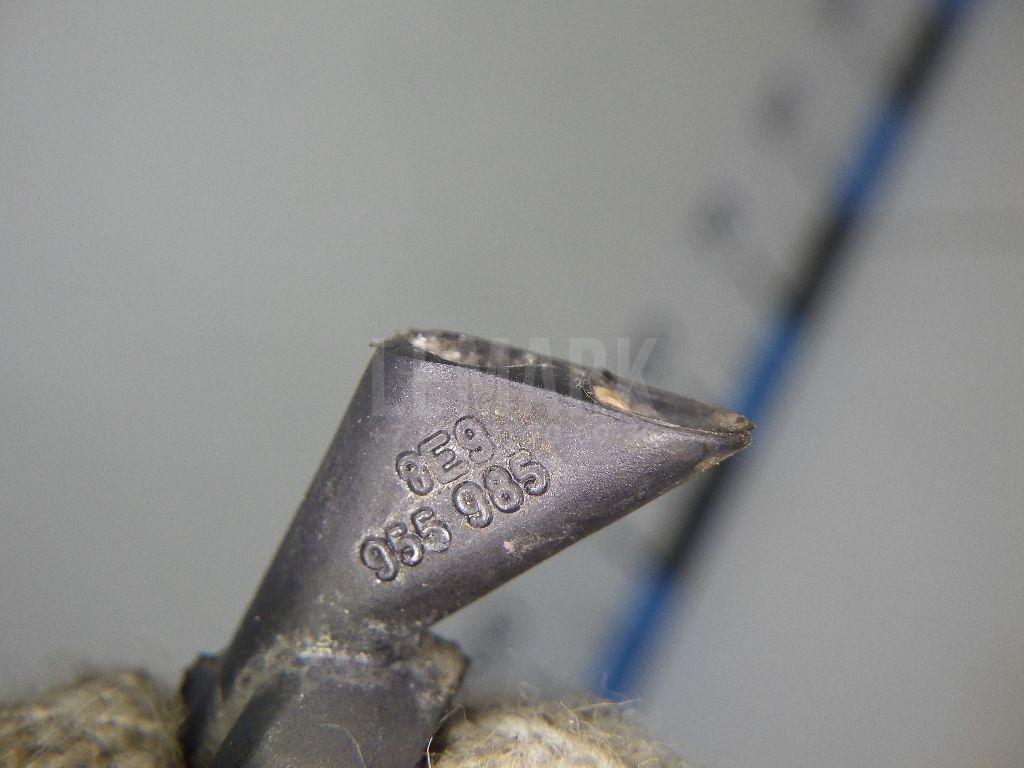 Форсунка омывателя зад стекла