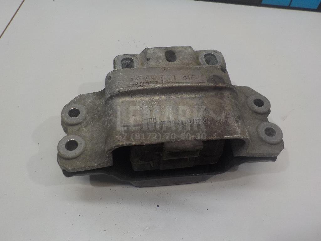 Опора двигателя левая