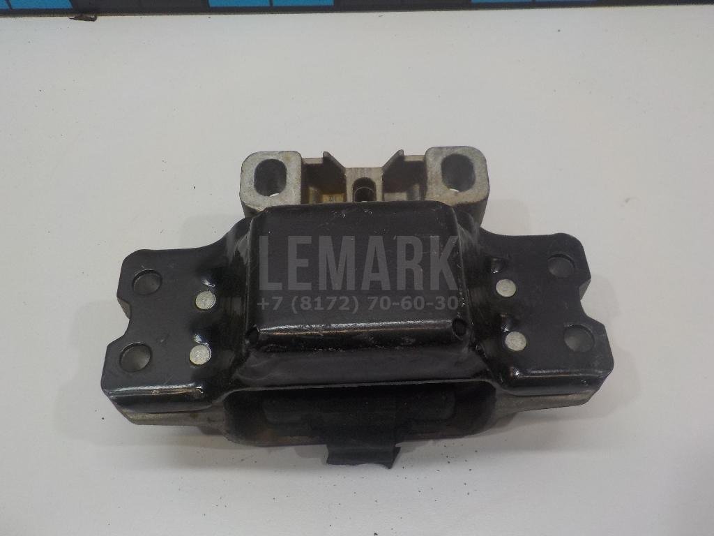 Опора КПП левая