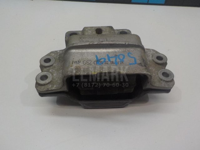 Опора КПП левая