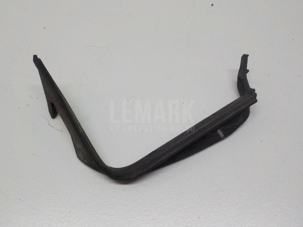 Уплотнитель фары