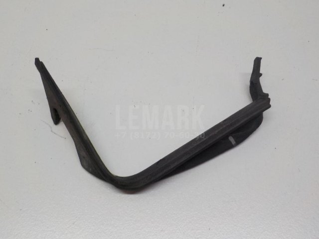 Уплотнитель фары