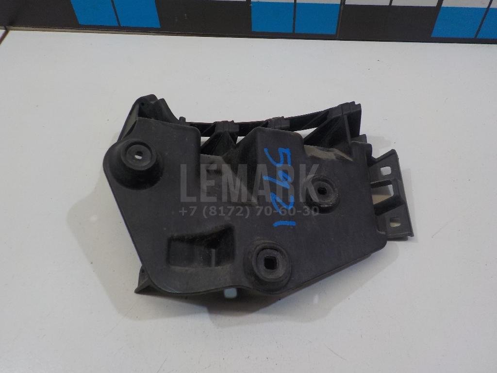 Направляющая заднего бампера левая