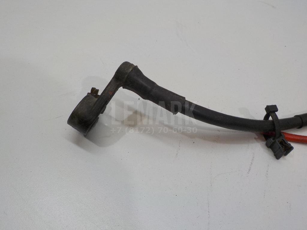 Клемма аккумулятора плюс