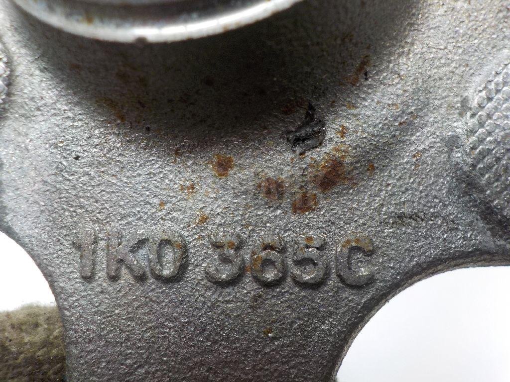 Опора шаровая левая передней подвески