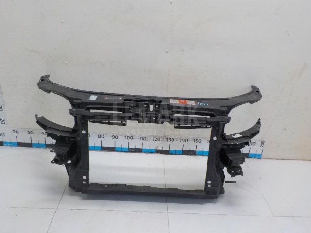 Панель передняя