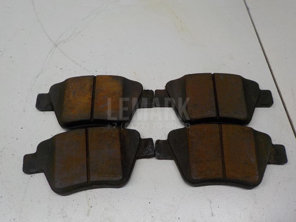 Колодки тормозные задние дисковые к-кт