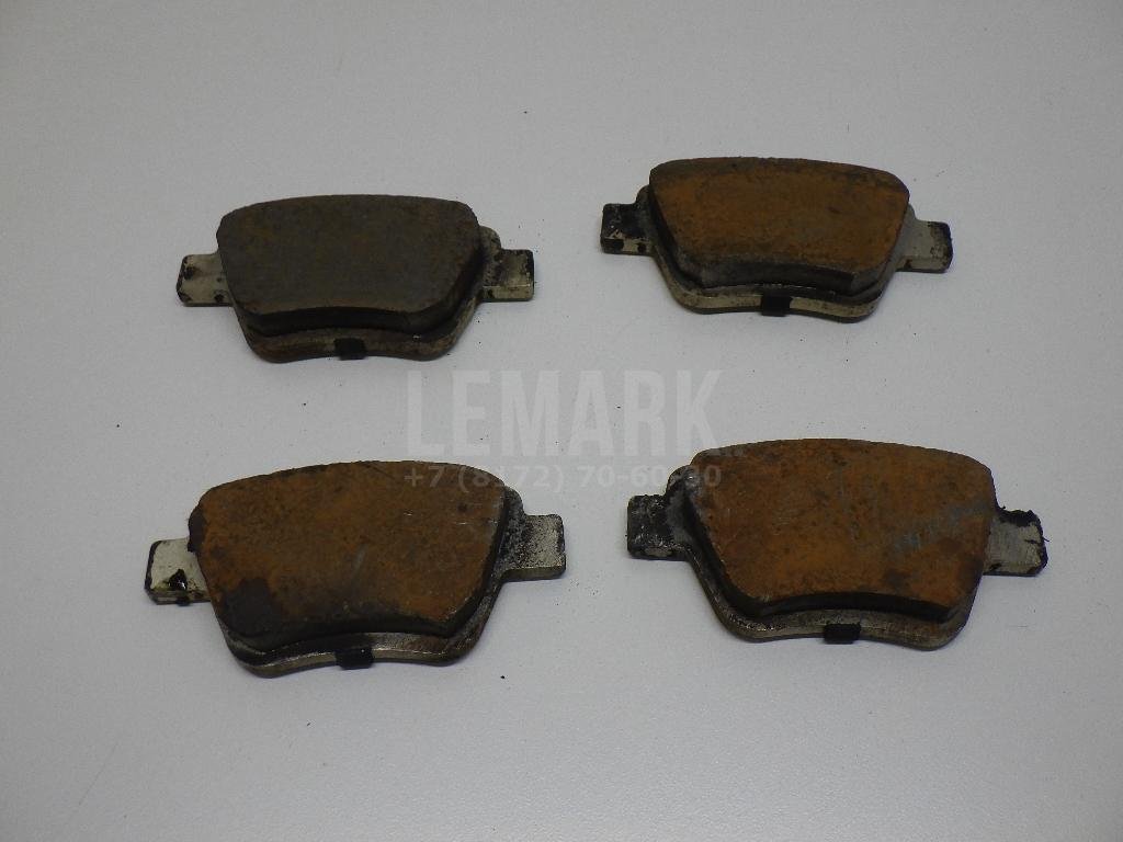 Колодки тормозные задние дисковые к-кт