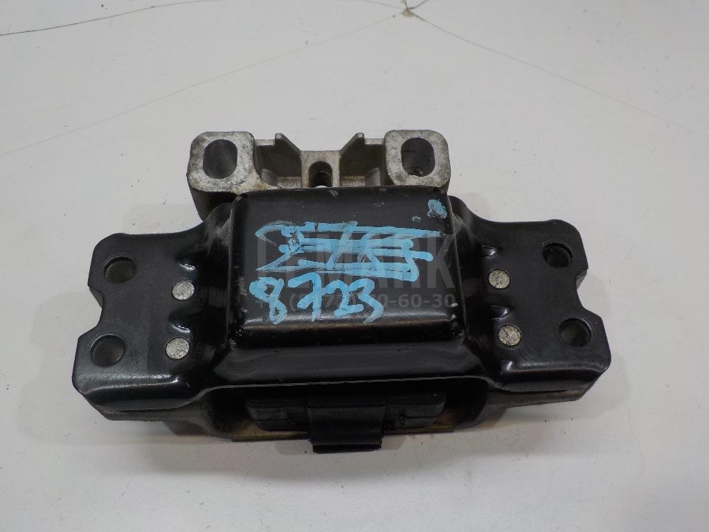 Опора двигателя левая