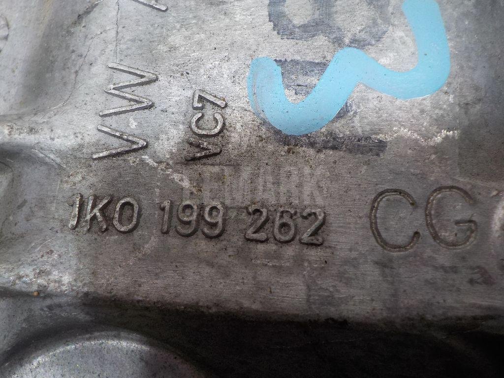 Опора двигателя правая