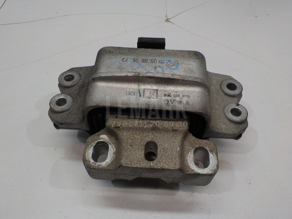 Опора КПП левая