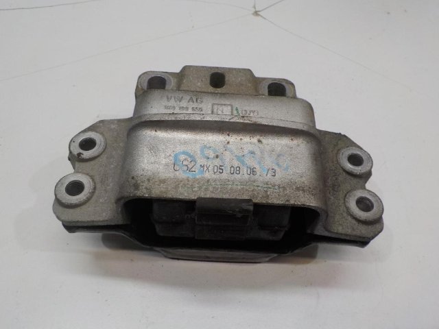 Опора КПП левая