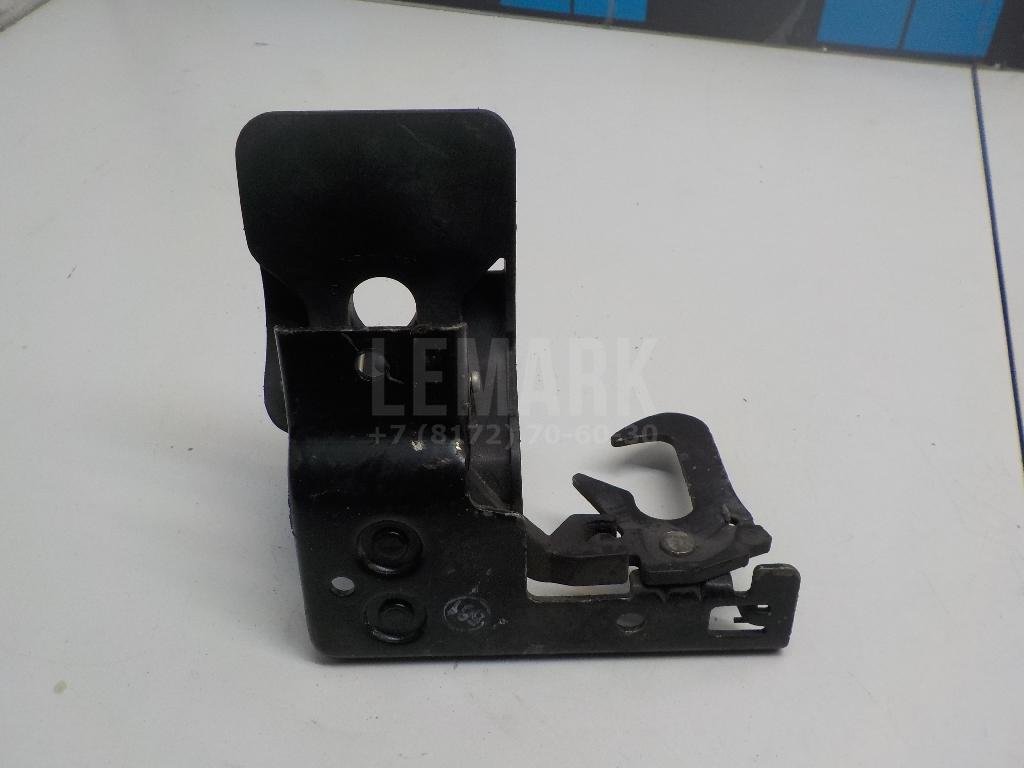 Крючок капота